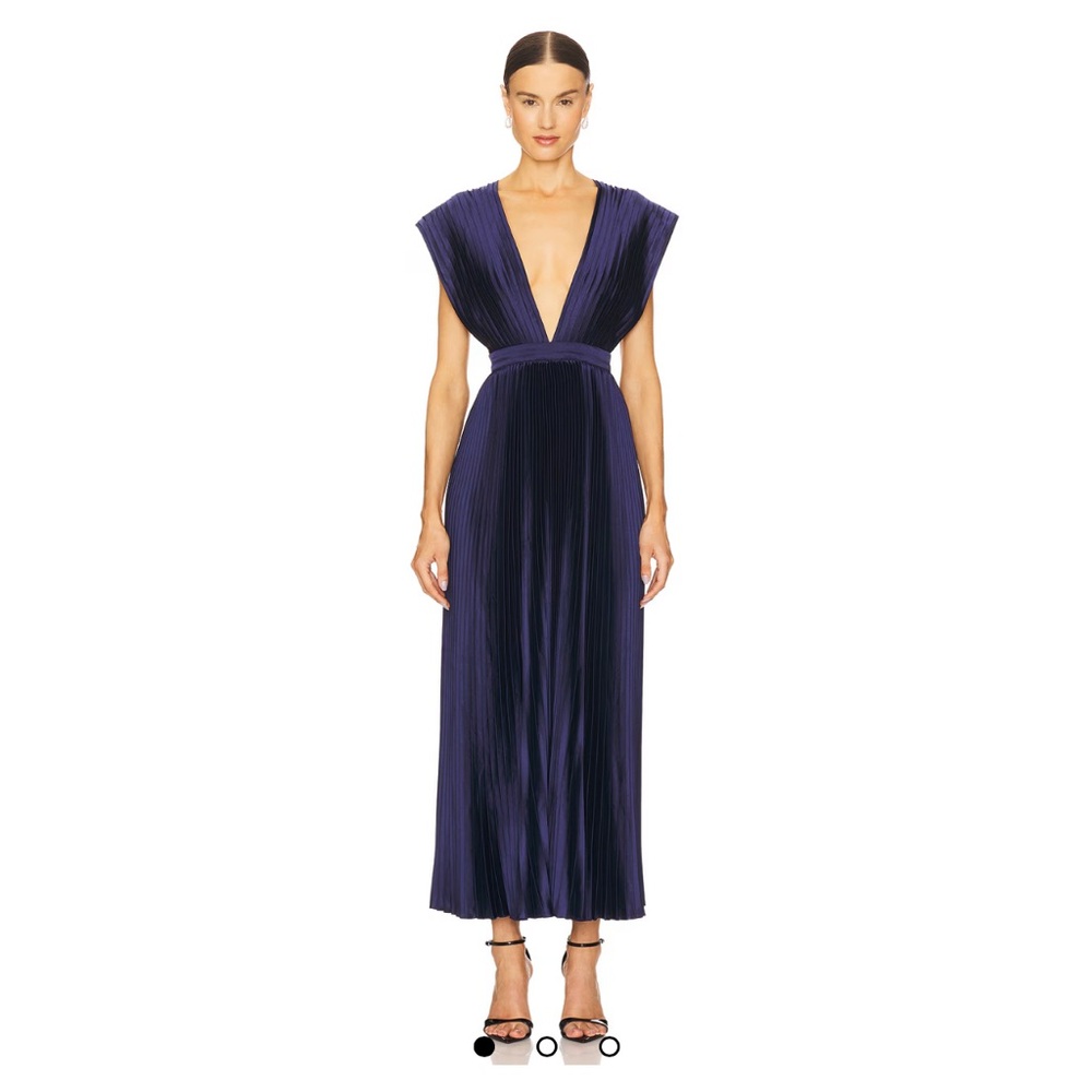 L’IDÉE Midnight Gala Gown Elegant Deep V-Neck Gown